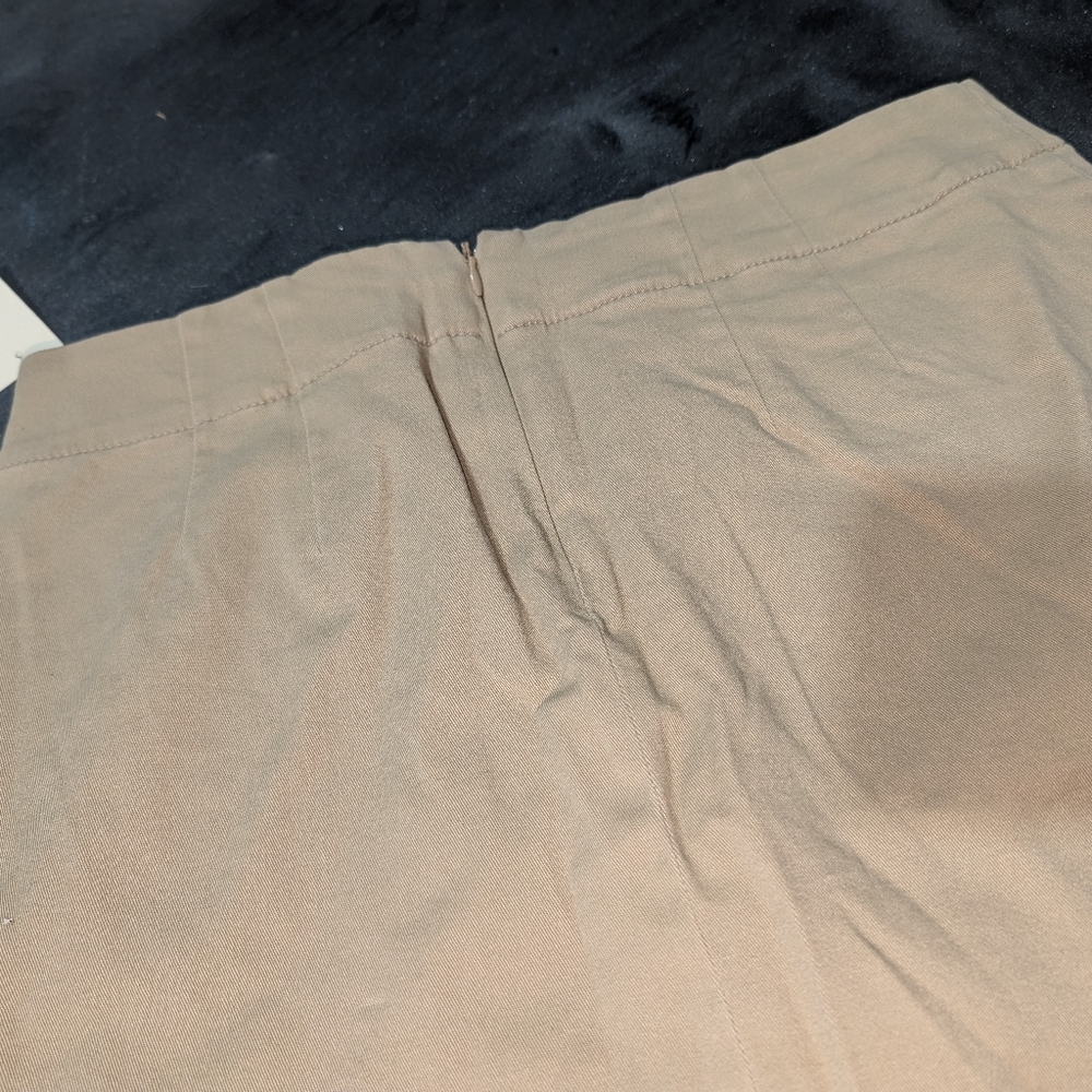 Aeropostale Mini skirt size 6 khaki - Picture 4 of 5